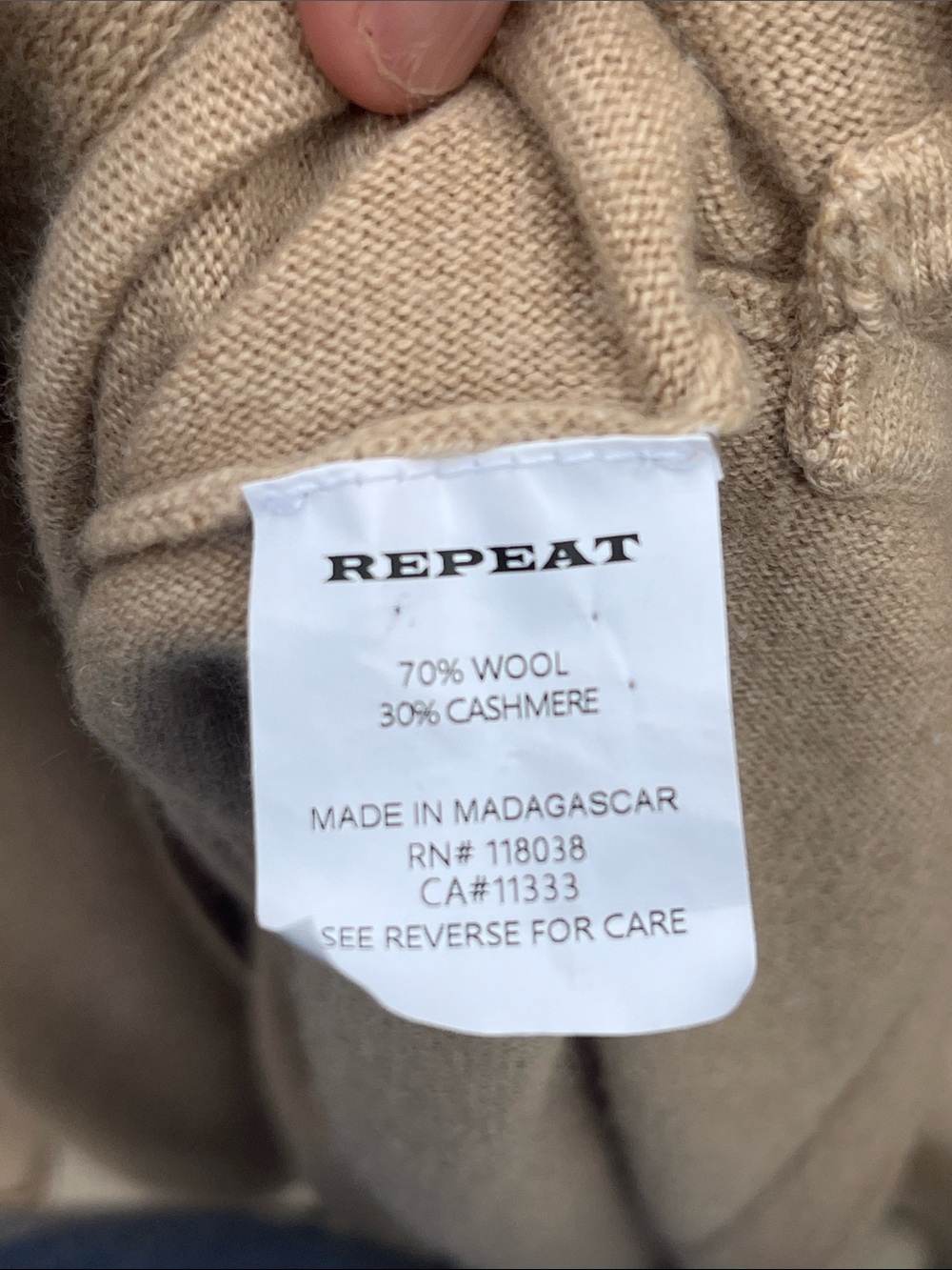 REPEAT Wool Cashmere Oversized Fine Knit Sweater Beige Size Medium - Picture 9 of 11